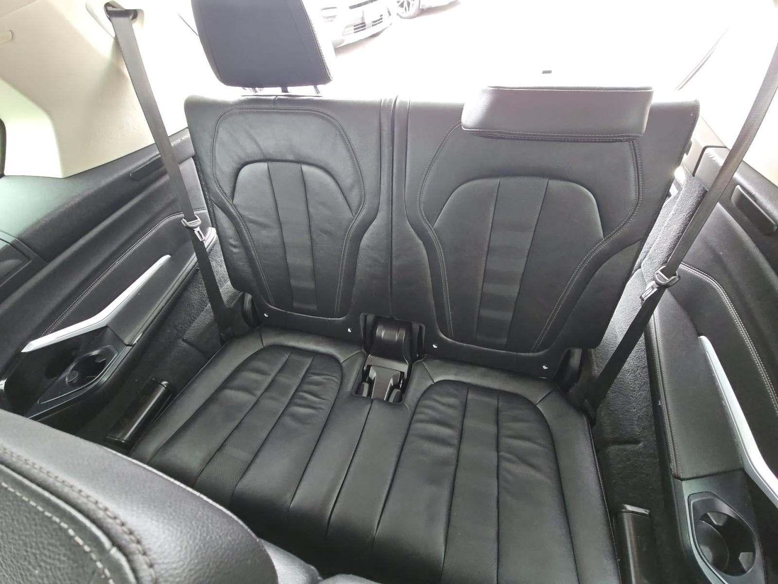 2022 BMW X7 xDrive40i AWD