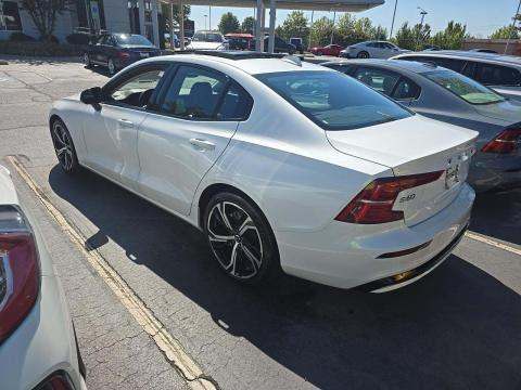 2024 Volvo S60 B5 Core FWD