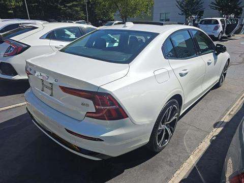 2024 Volvo S60 B5 Core FWD