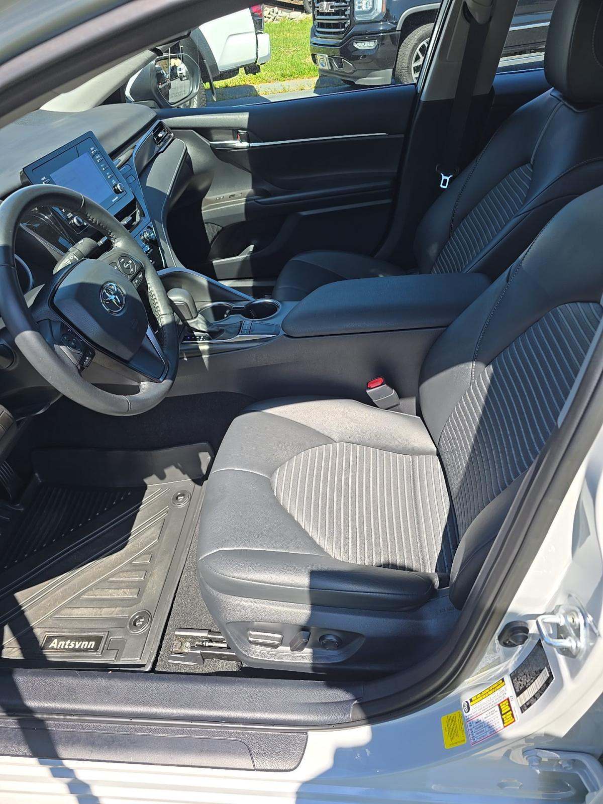 2023 Toyota Camry SE FWD