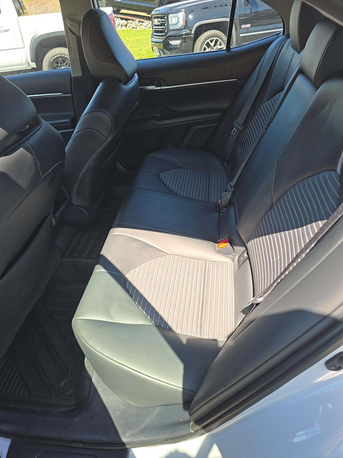 2023 Toyota Camry SE FWD