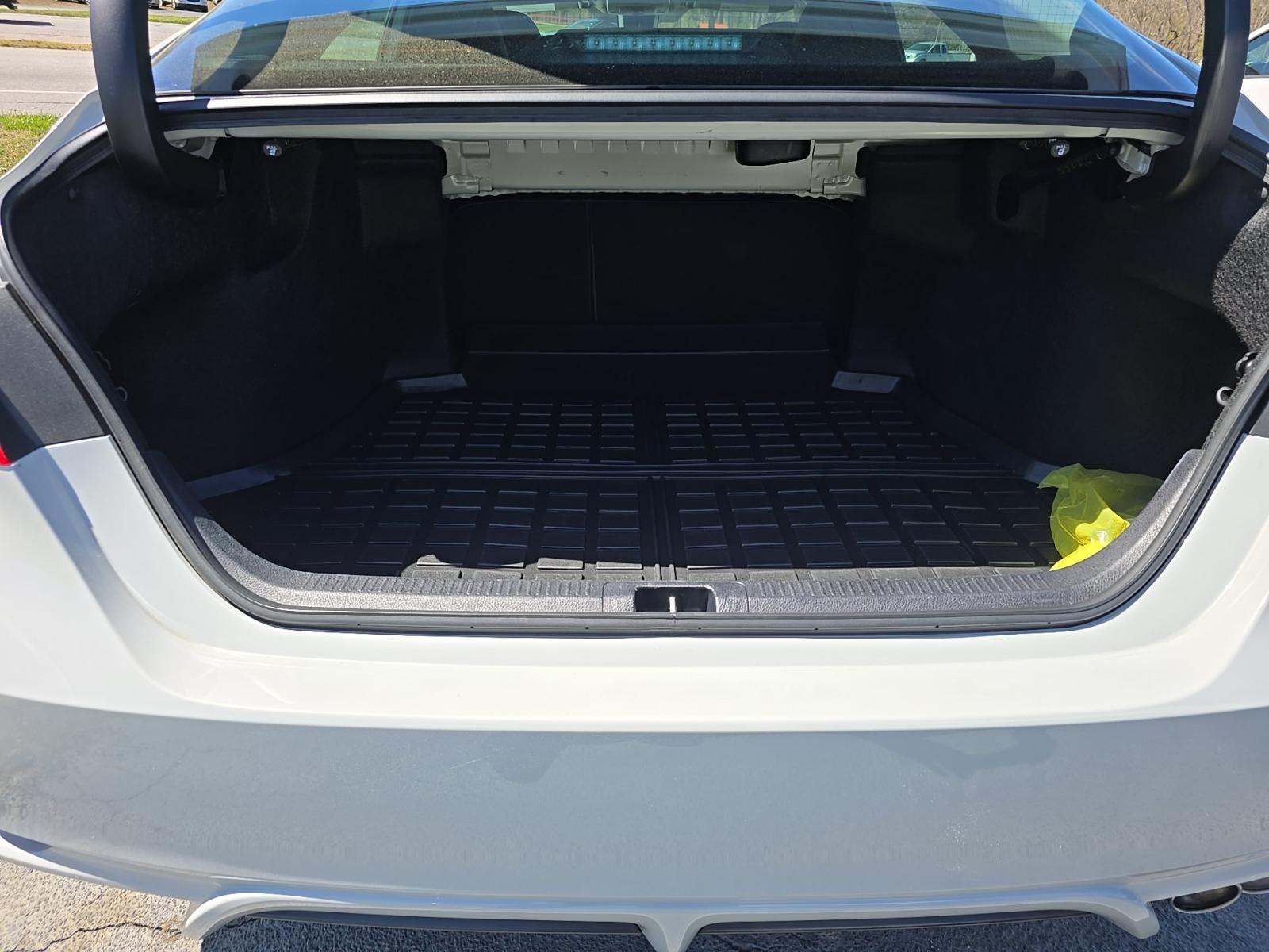 2023 Toyota Camry SE FWD