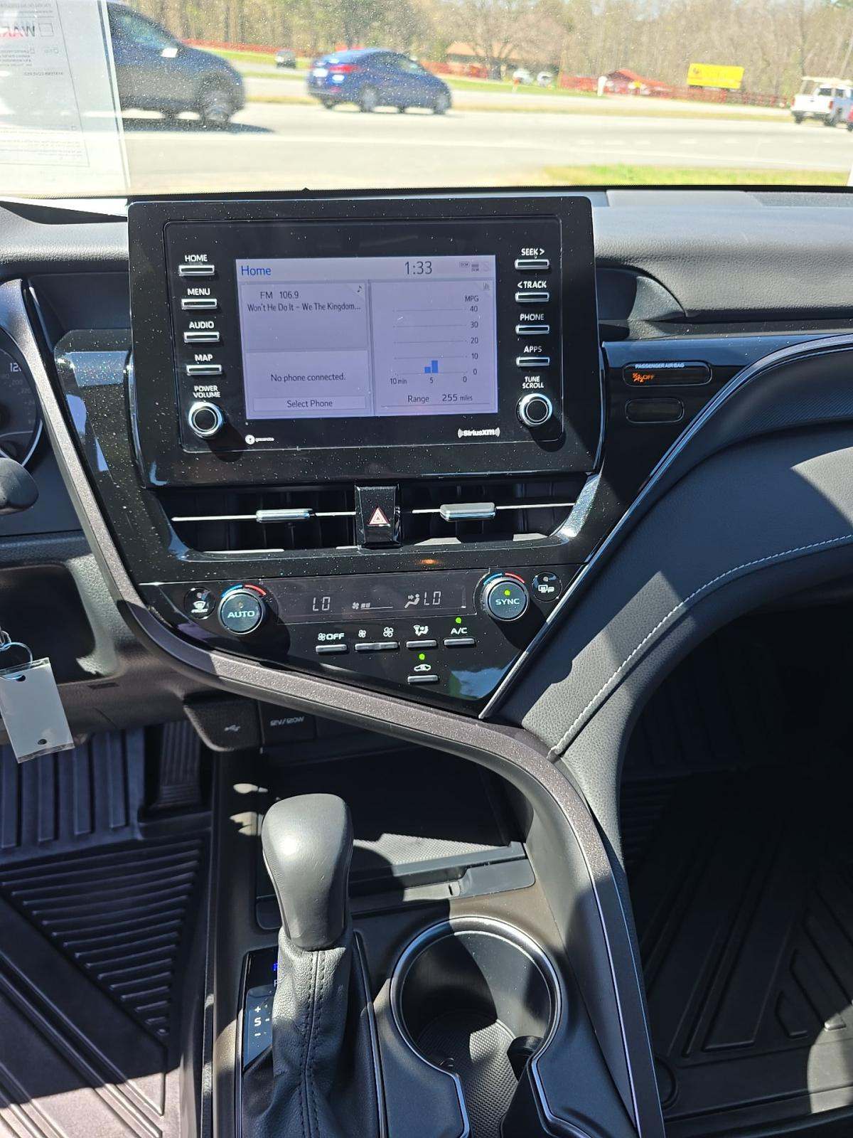 2023 Toyota Camry SE FWD