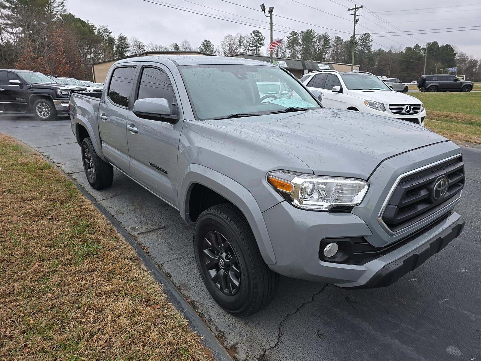 2021 Toyota Tacoma SR5 AWD
