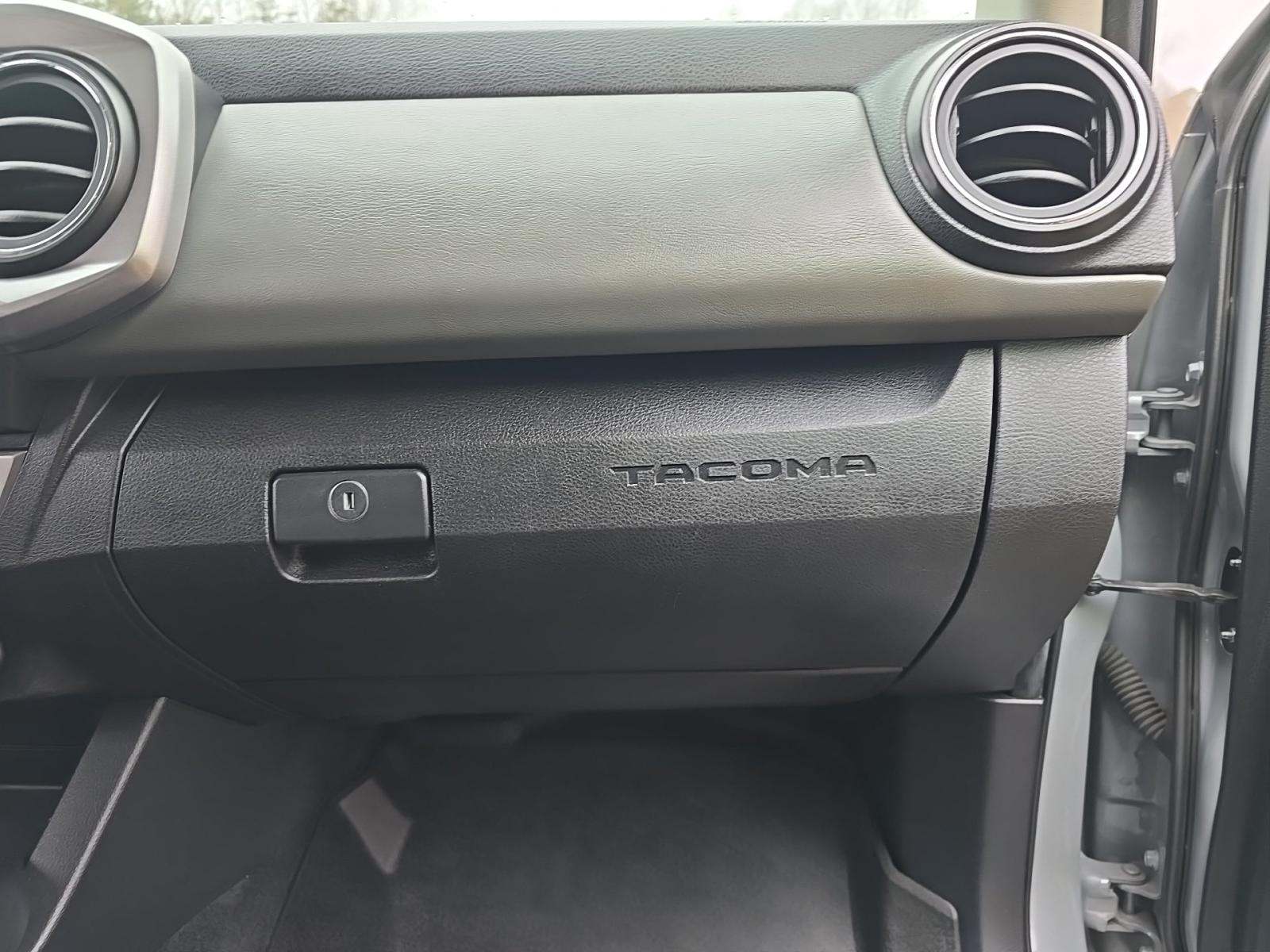 2021 Toyota Tacoma SR5 AWD