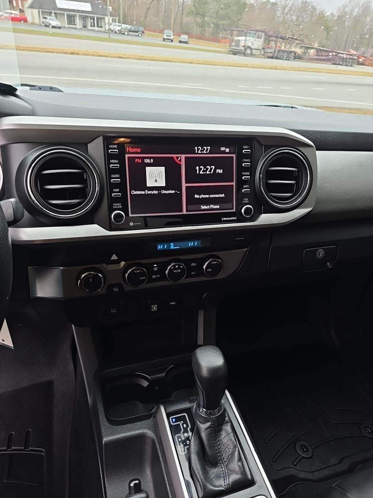 2021 Toyota Tacoma SR5 AWD