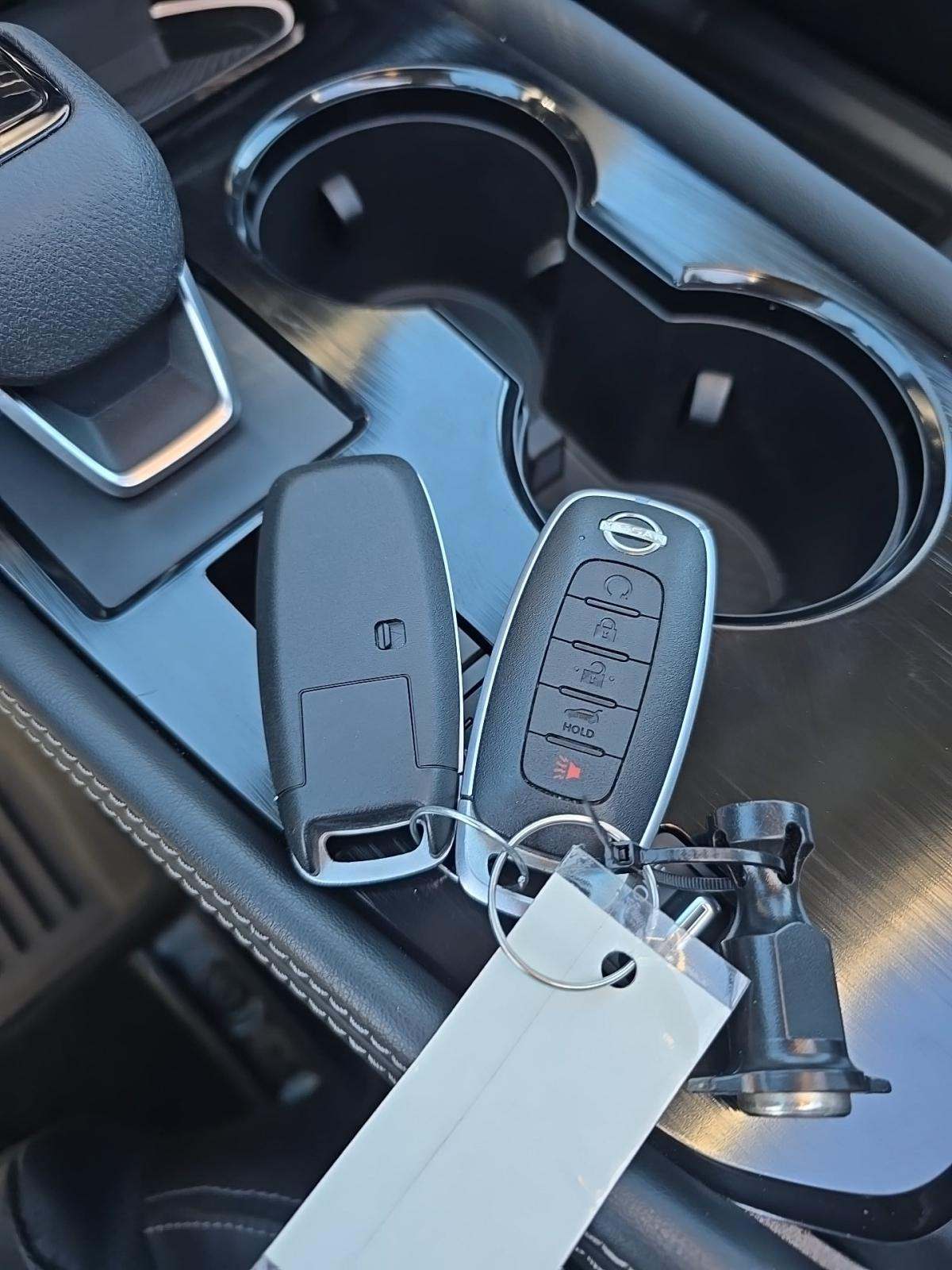 2023 Nissan Rogue Platinum FWD