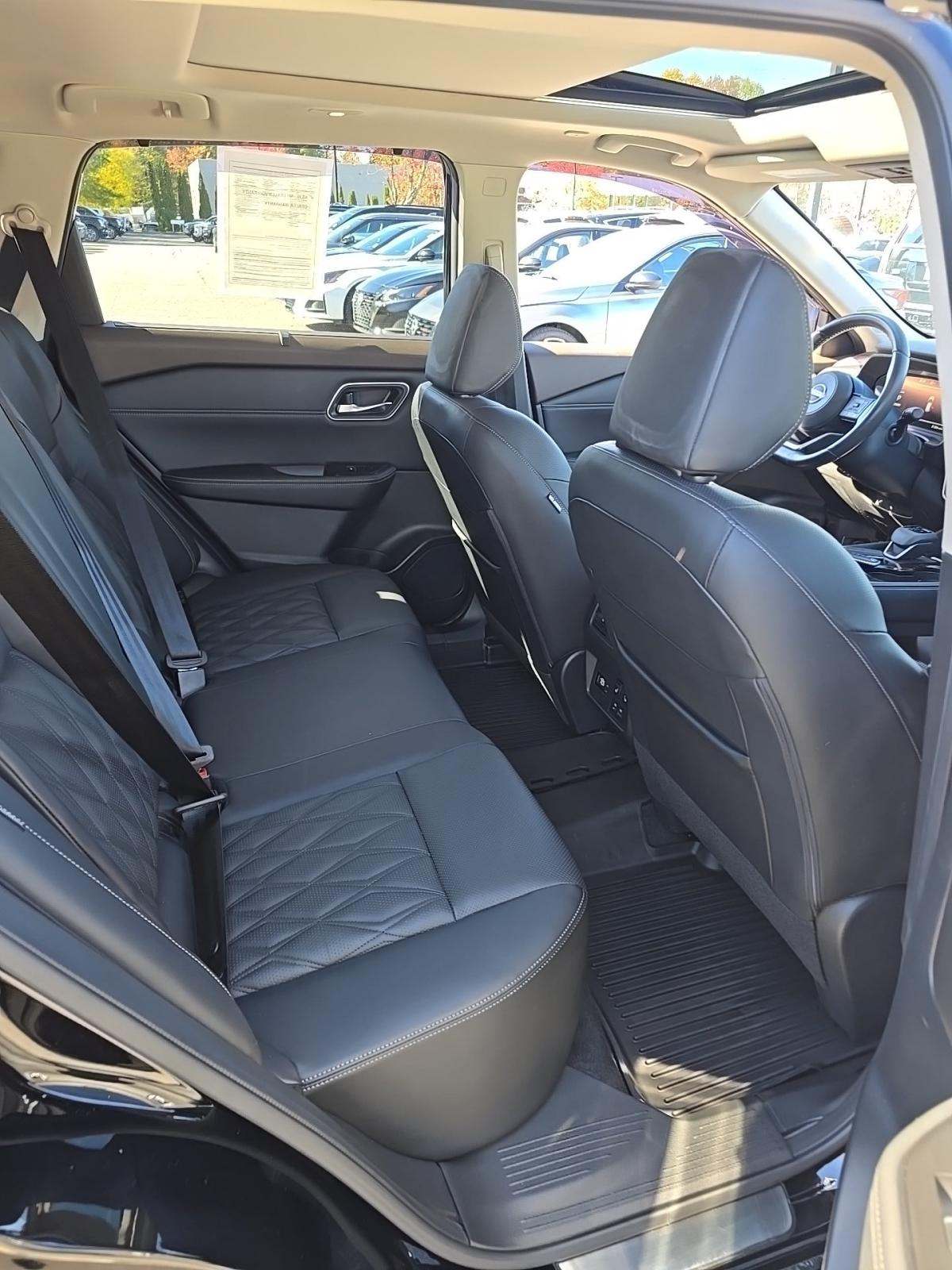 2023 Nissan Rogue Platinum FWD