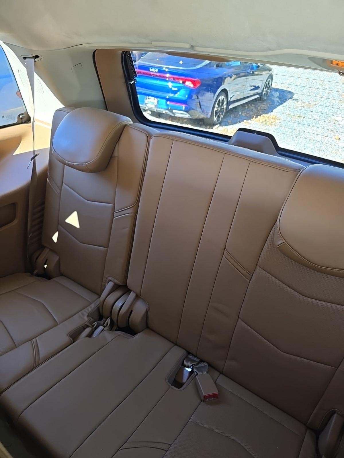 2016 Cadillac Escalade Platinum RWD