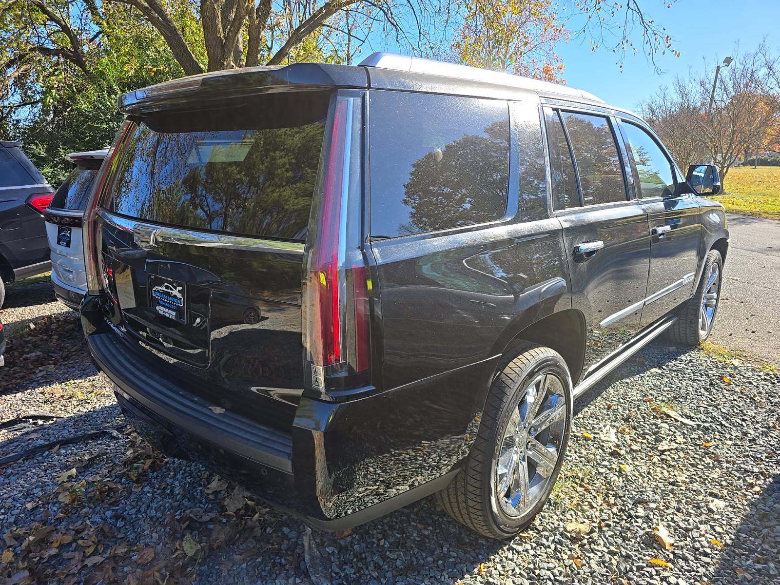 2016 Cadillac Escalade Platinum RWD