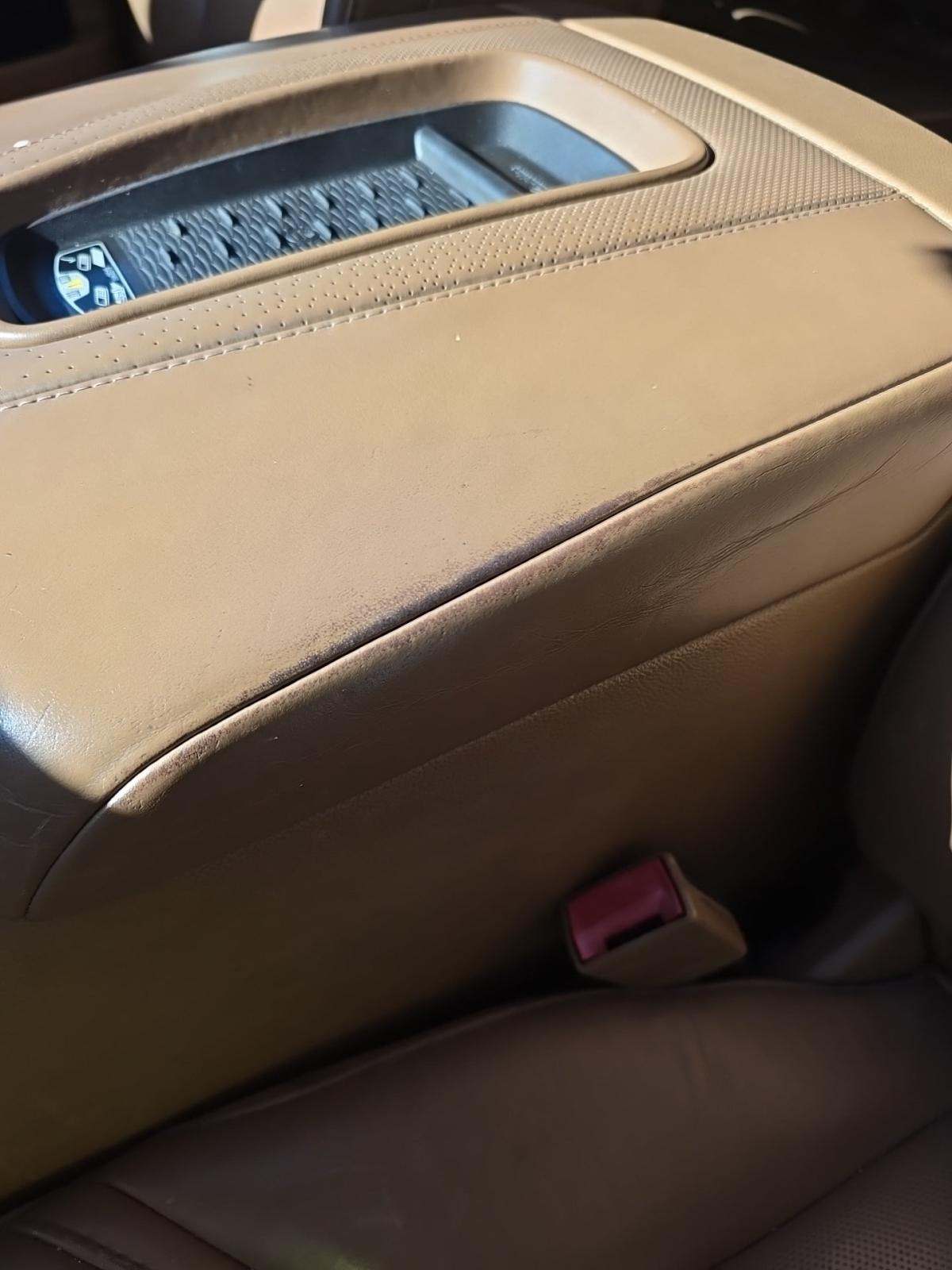 2016 Cadillac Escalade Platinum RWD