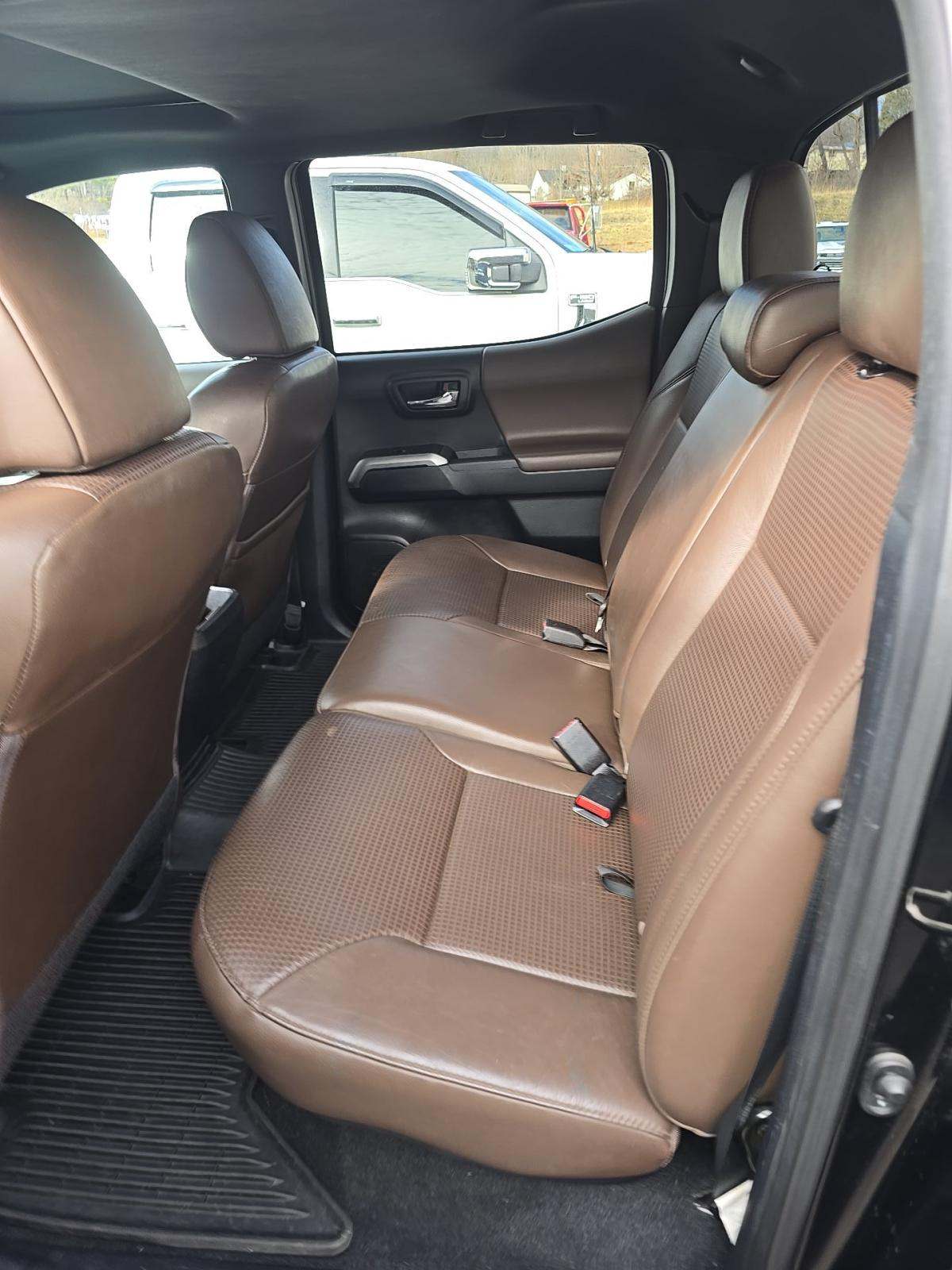 2017 Toyota Tacoma Limited AWD