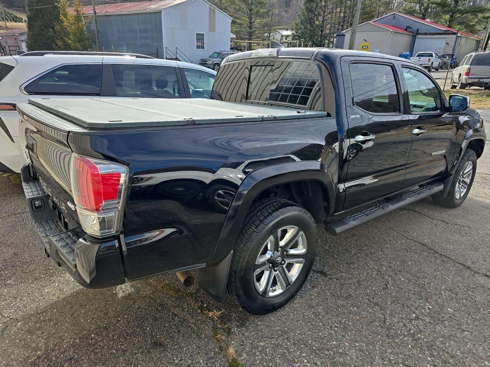 2017 Toyota Tacoma Limited AWD
