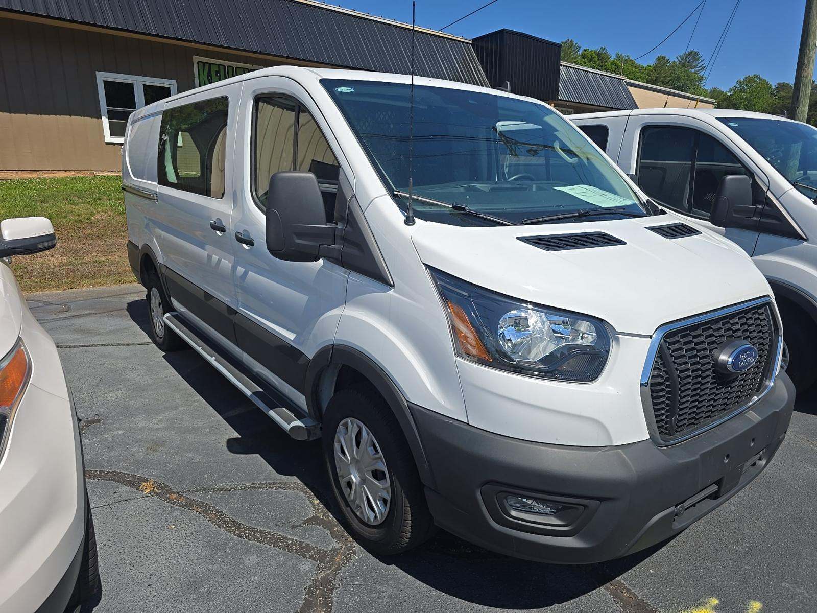 FORD TRANSIT 250 - 4