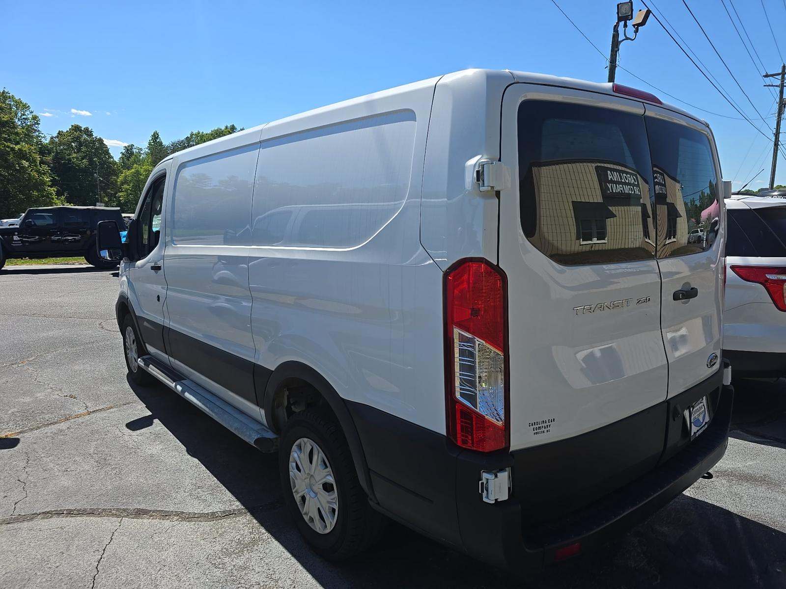 FORD TRANSIT 250 - 2