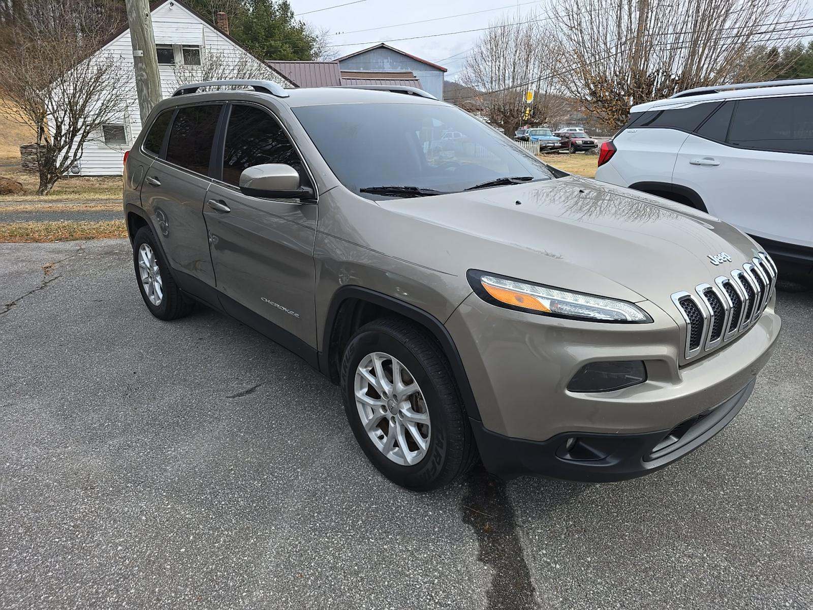 JEEP LATITUDE - 4