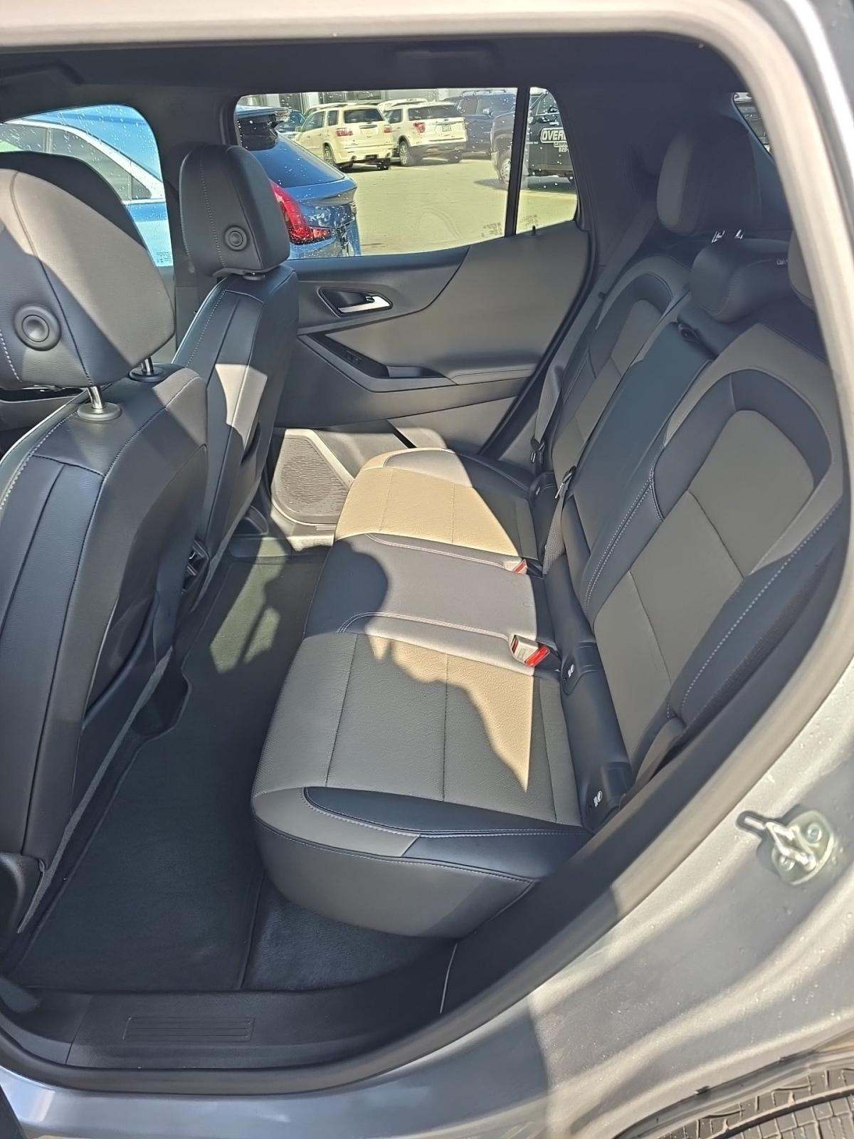 2025 Chevrolet Equinox LT FWD