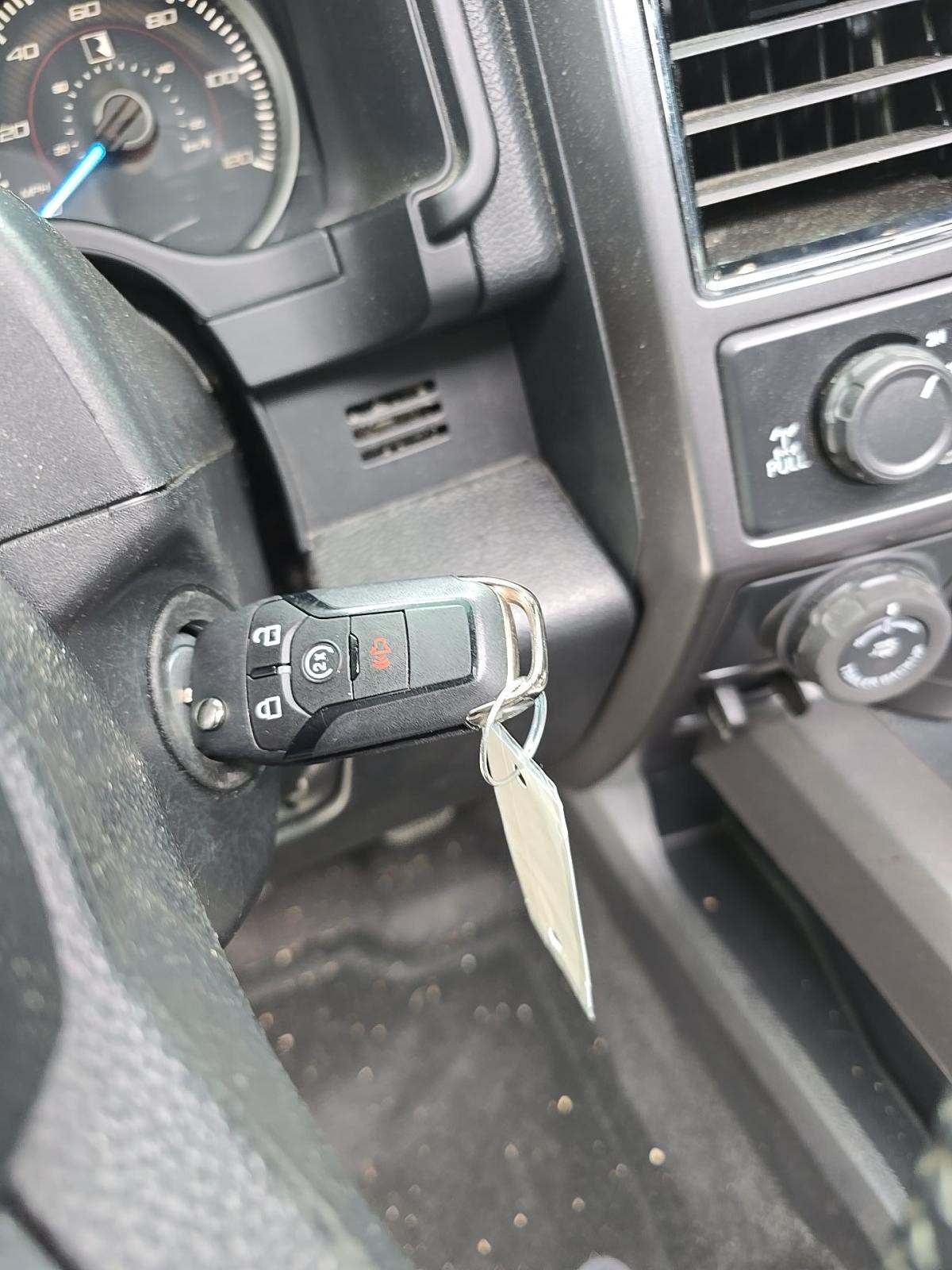 FORD F-150 - 8