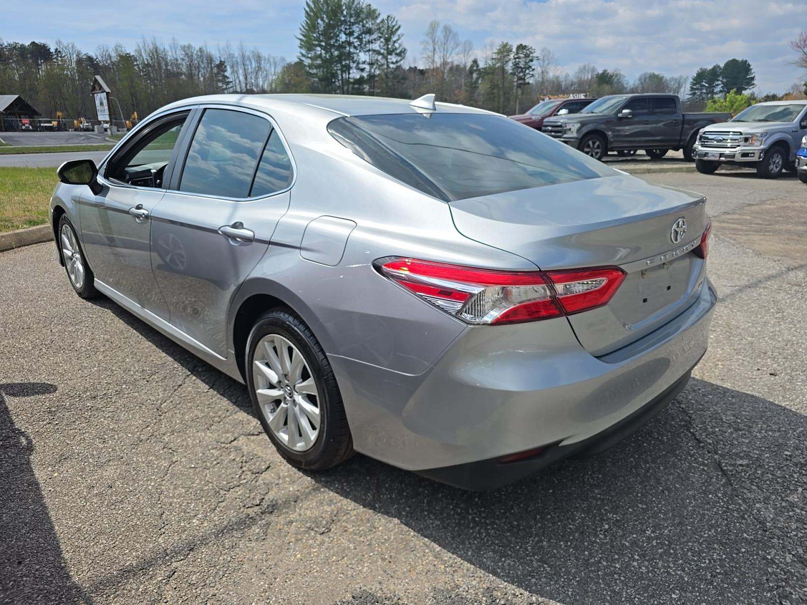 2019 Toyota Camry LE FWD