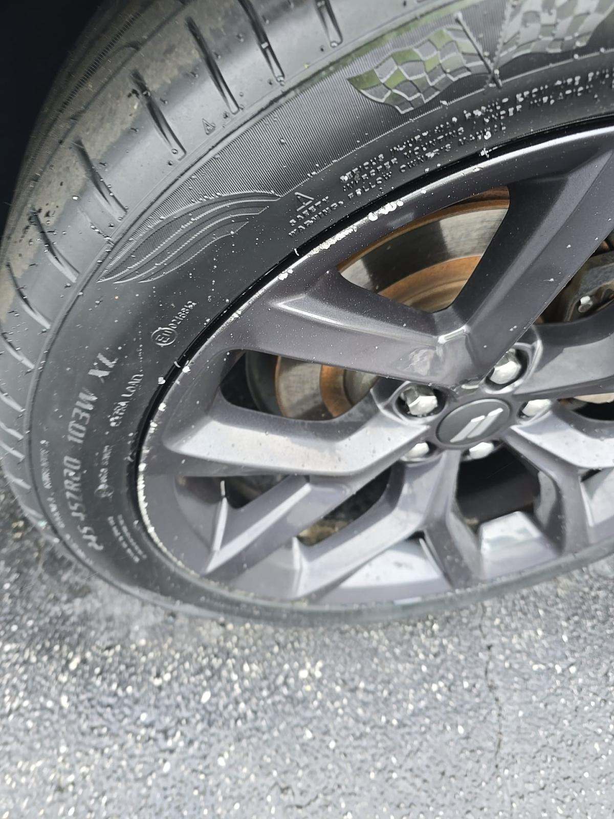 2020 Dodge Challenger SXT RWD