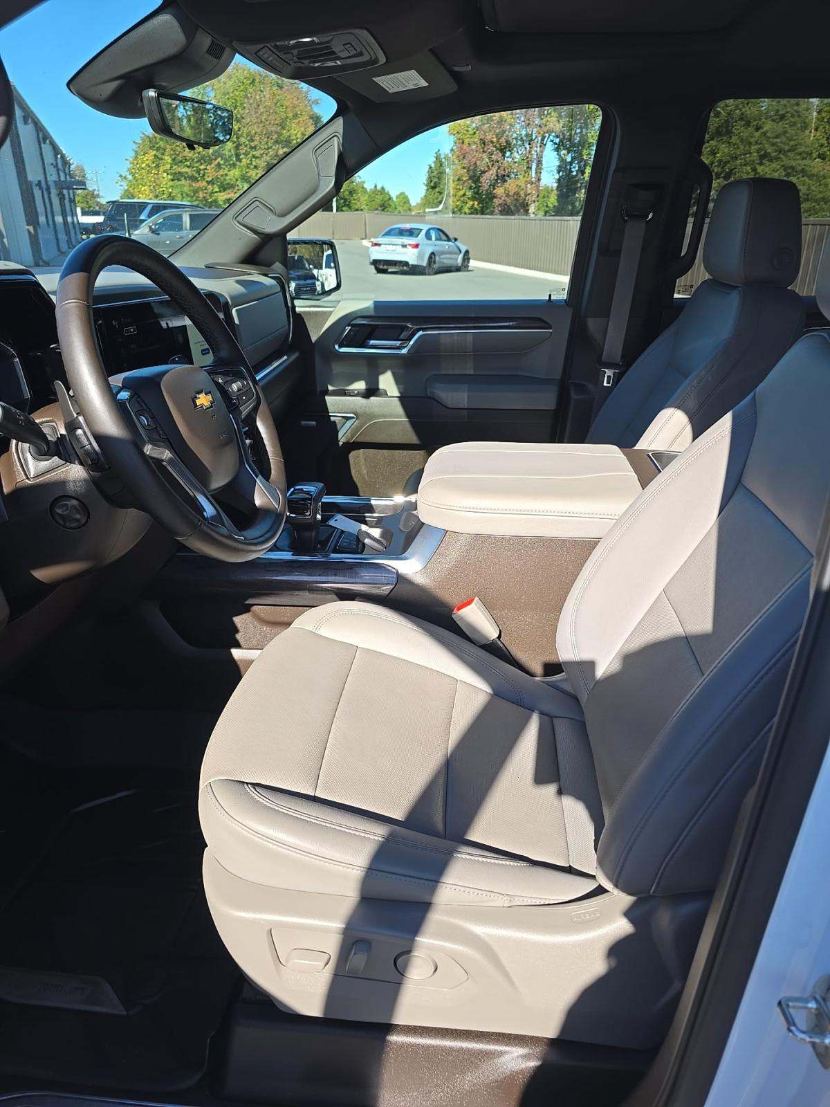 2024 Chevrolet Silverado 1500 LTZ AWD