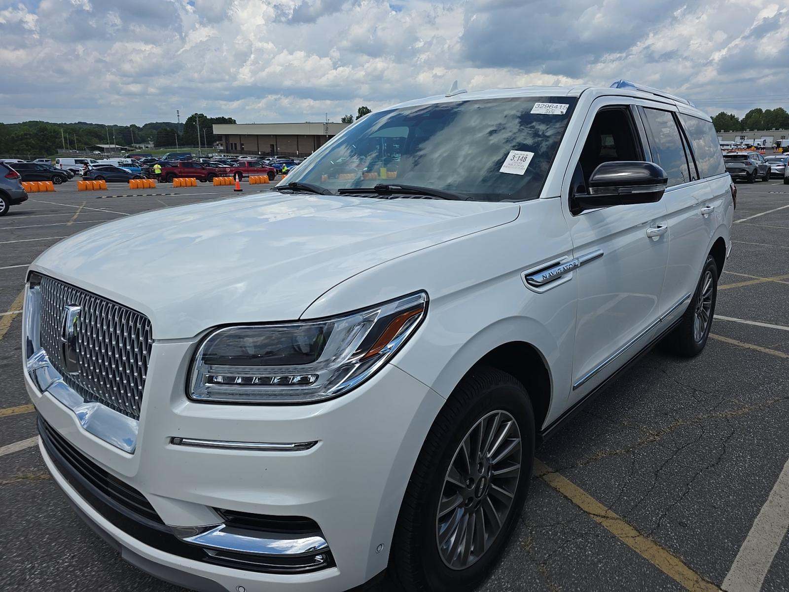 2020 Lincoln Navigator Standard AWD