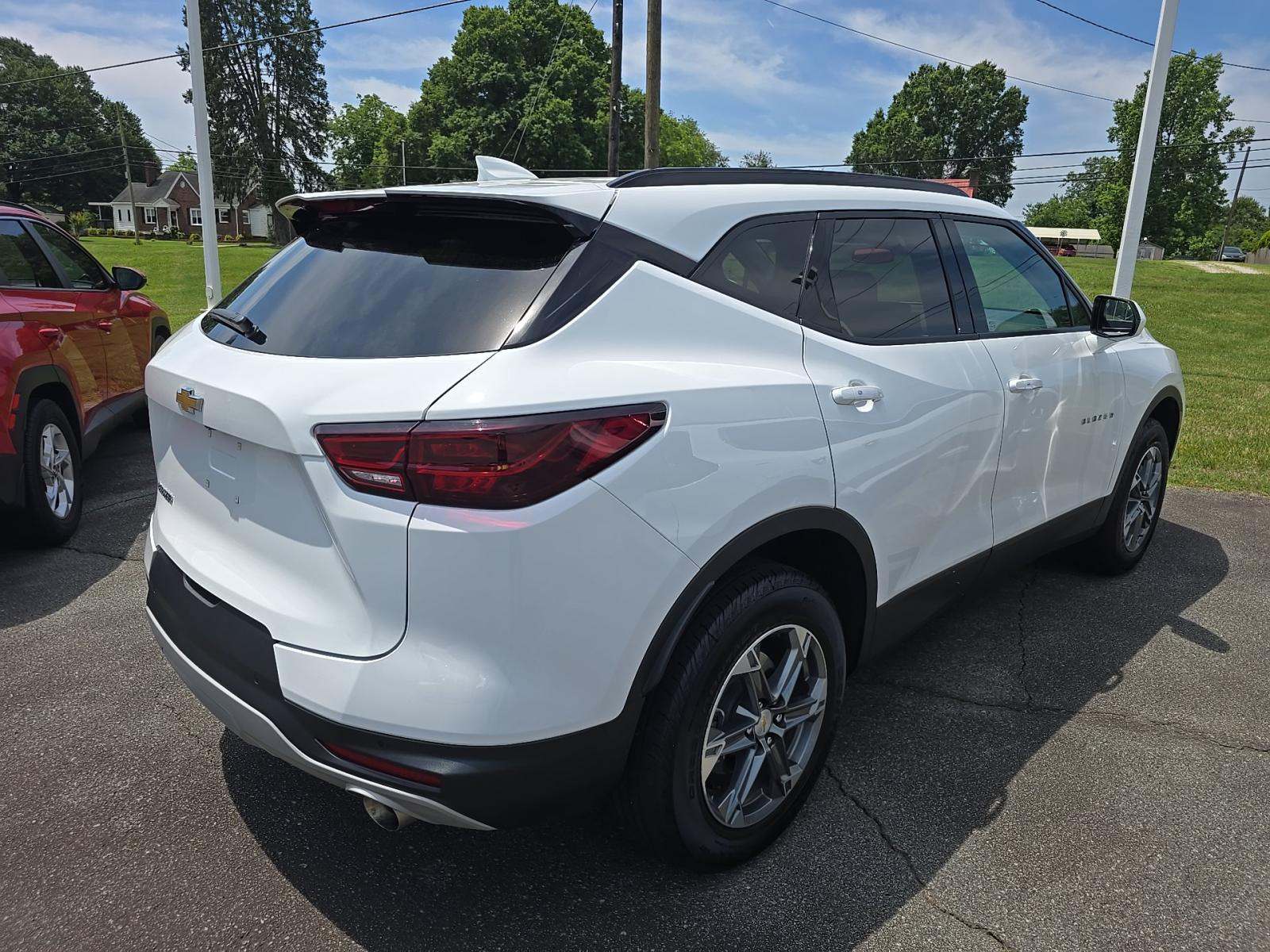 CHEVROLET BLAZER - 3