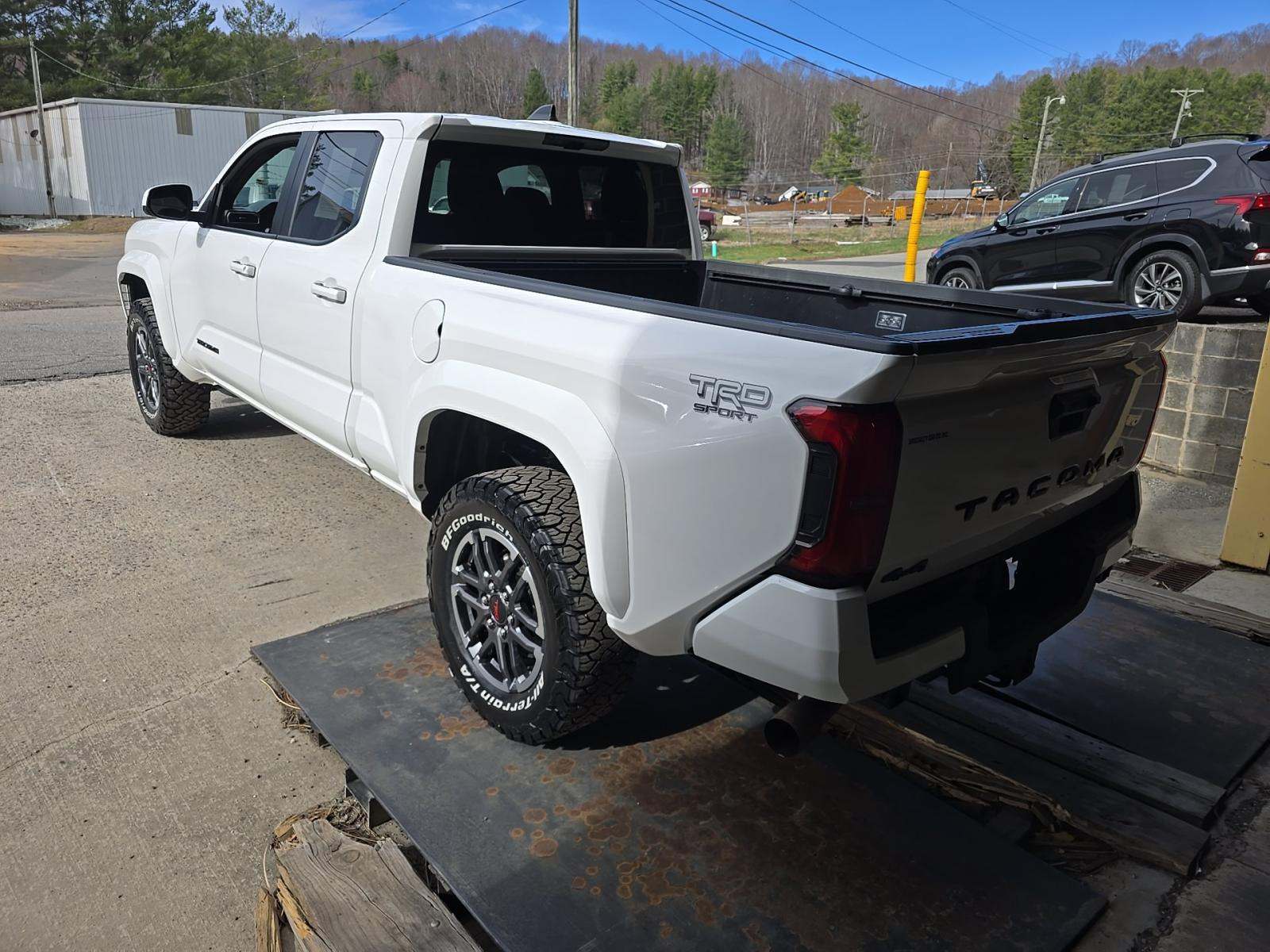 2024 Toyota Tacoma TRD Sport AWD
