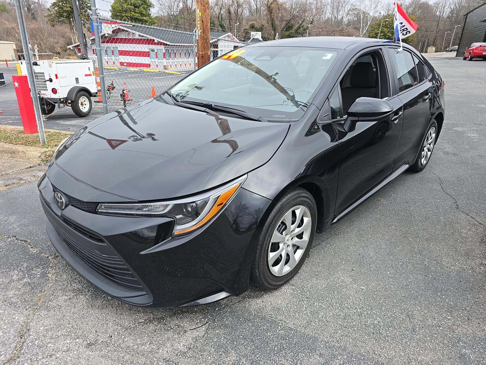 2024 Toyota Corolla LE FWD