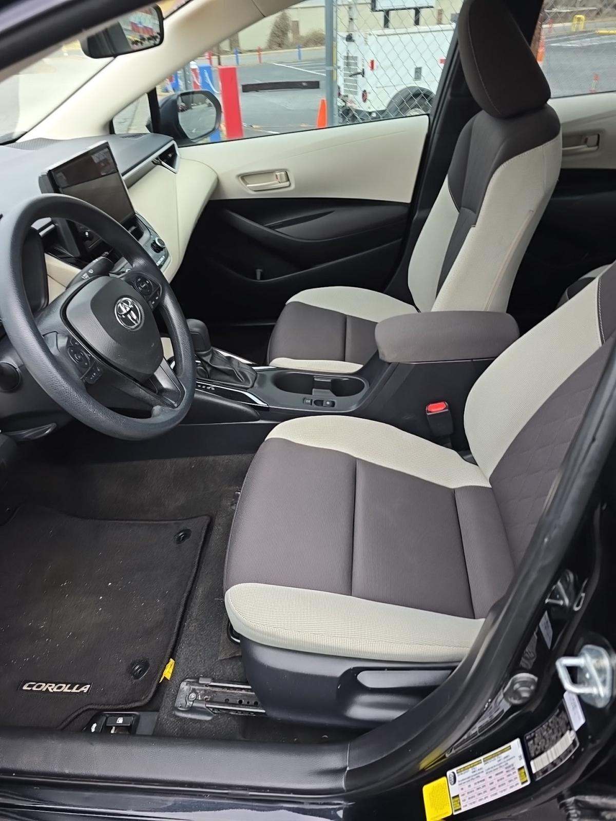 2024 Toyota Corolla LE FWD