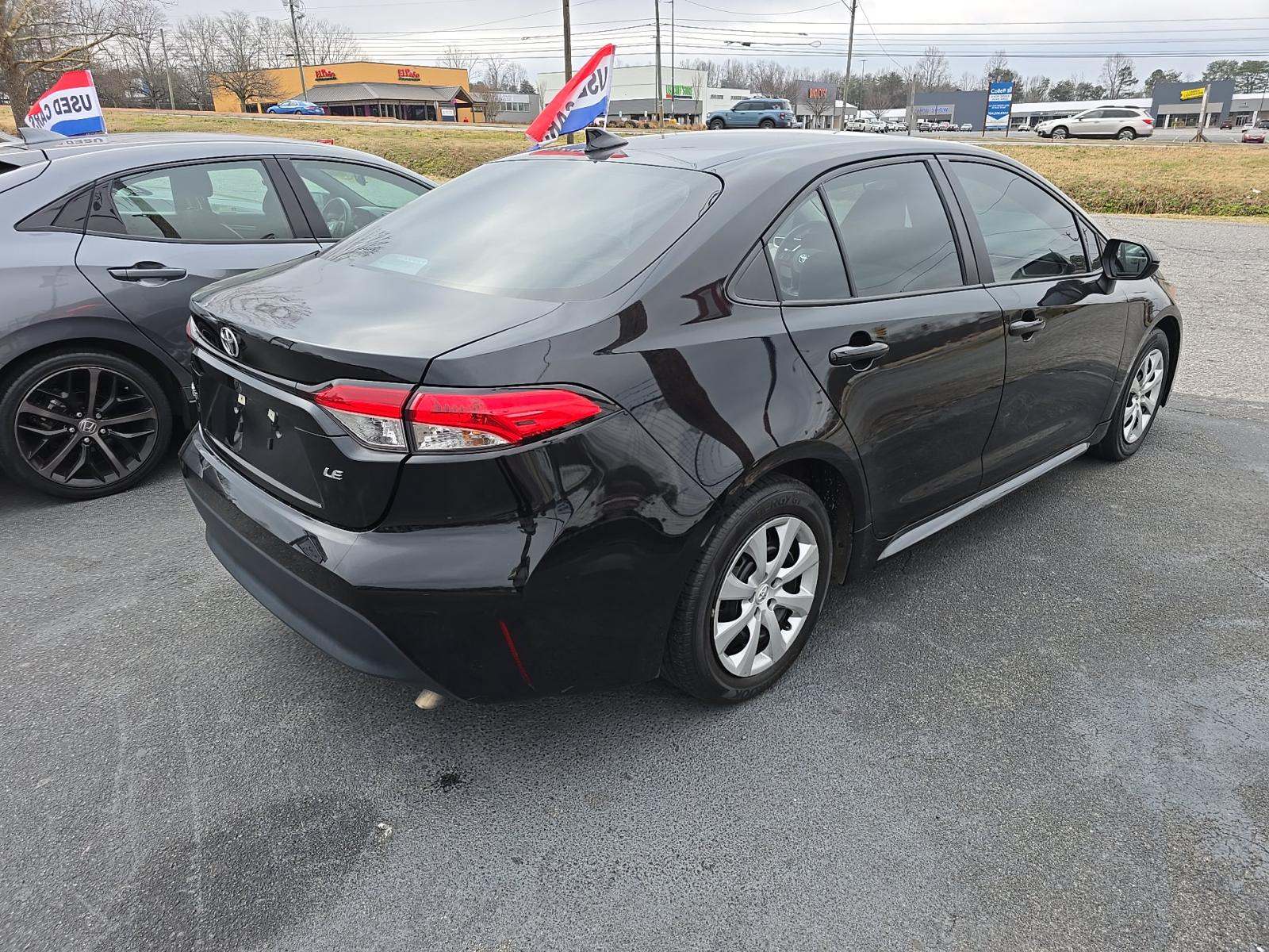 2024 Toyota Corolla LE FWD