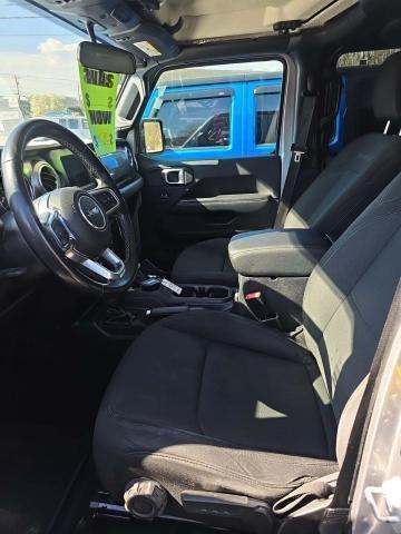 JEEP UNLIMITED SAHARA - 6