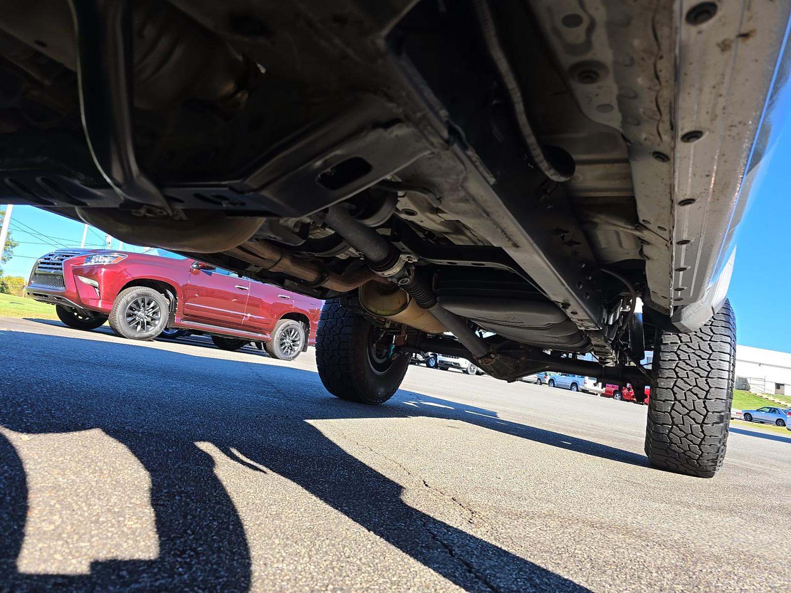 2017 Toyota Tacoma SR5 AWD