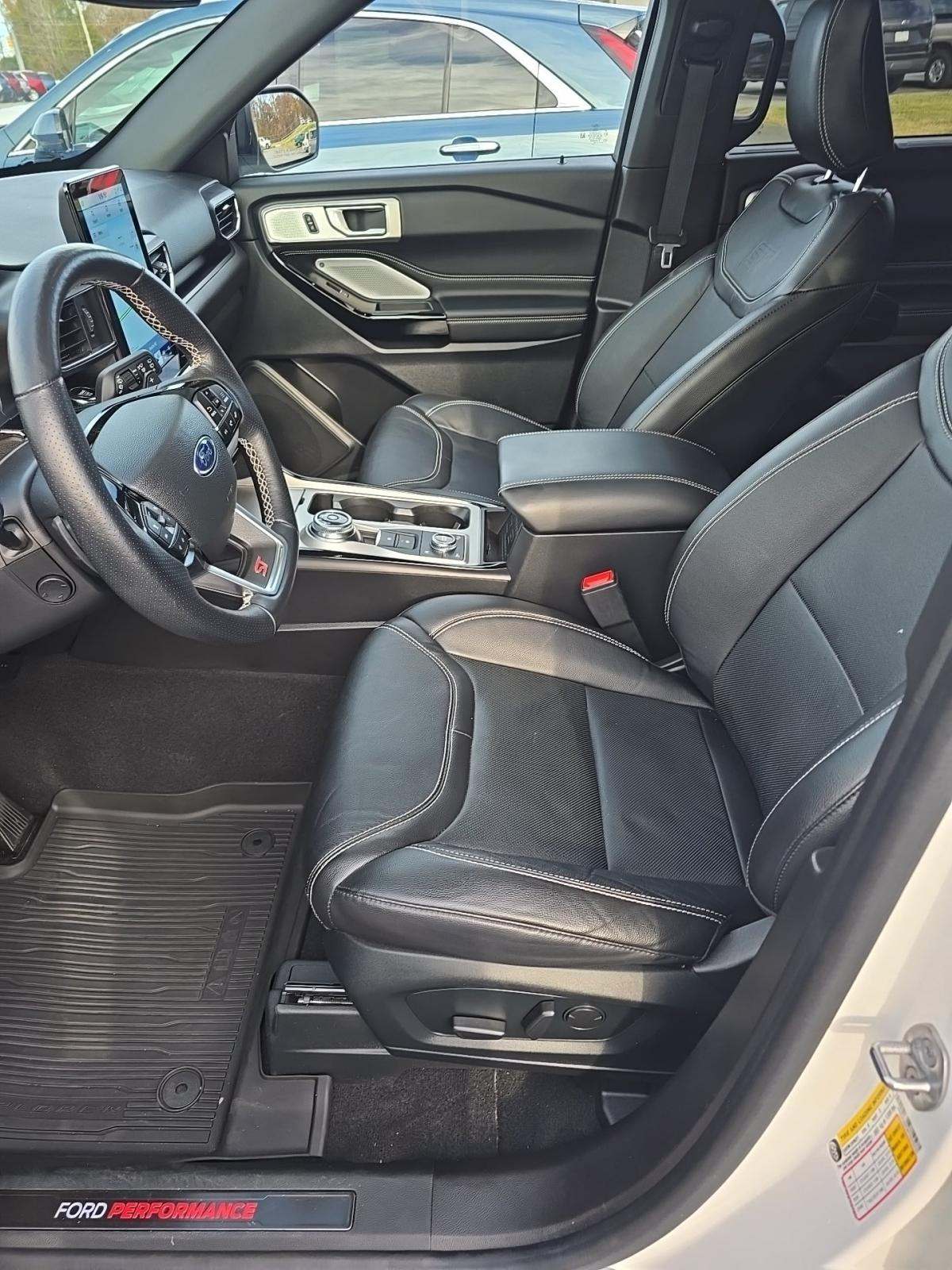 2023 Ford Explorer ST AWD