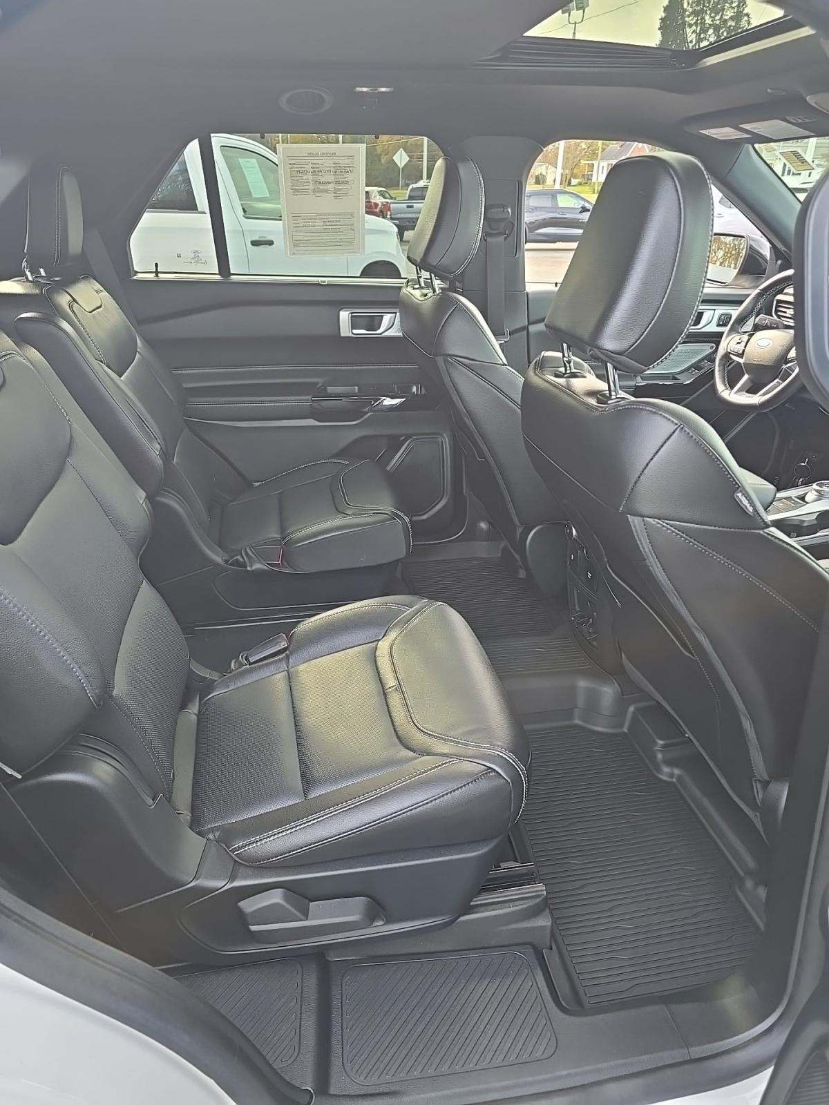 2023 Ford Explorer ST AWD