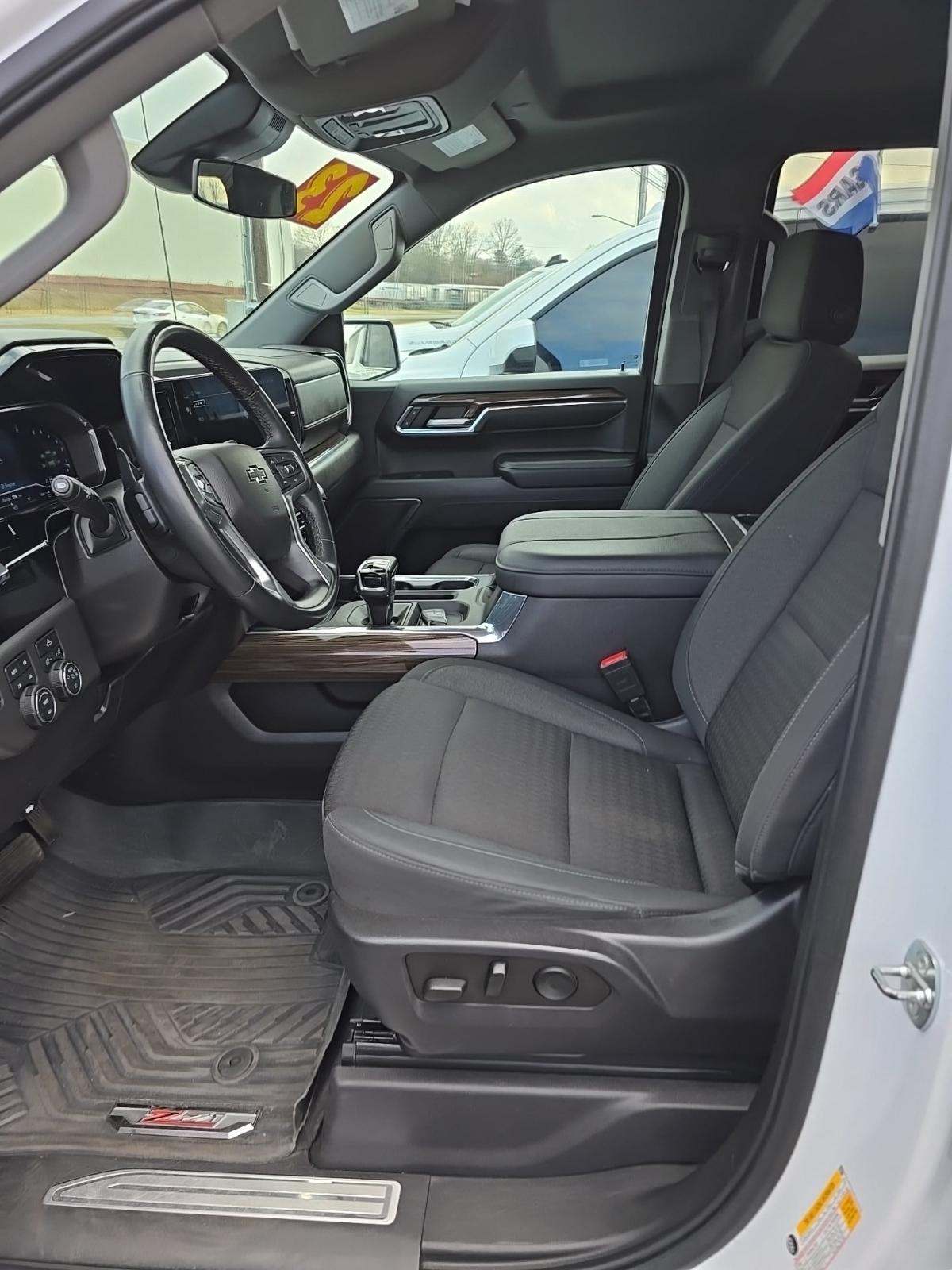 CHEVROLET SILVERADO - 6