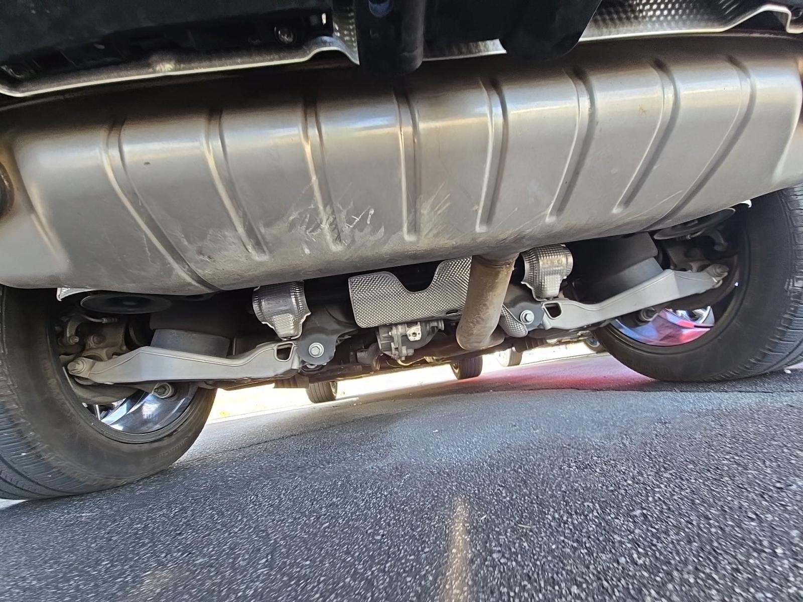 2024 Land Rover Defender 110 X-Dynamic SE AWD