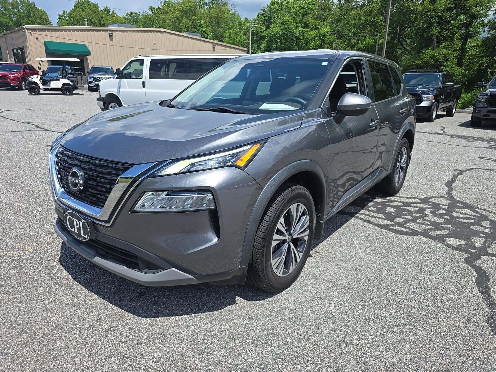 2022 Nissan Rogue SV FWD