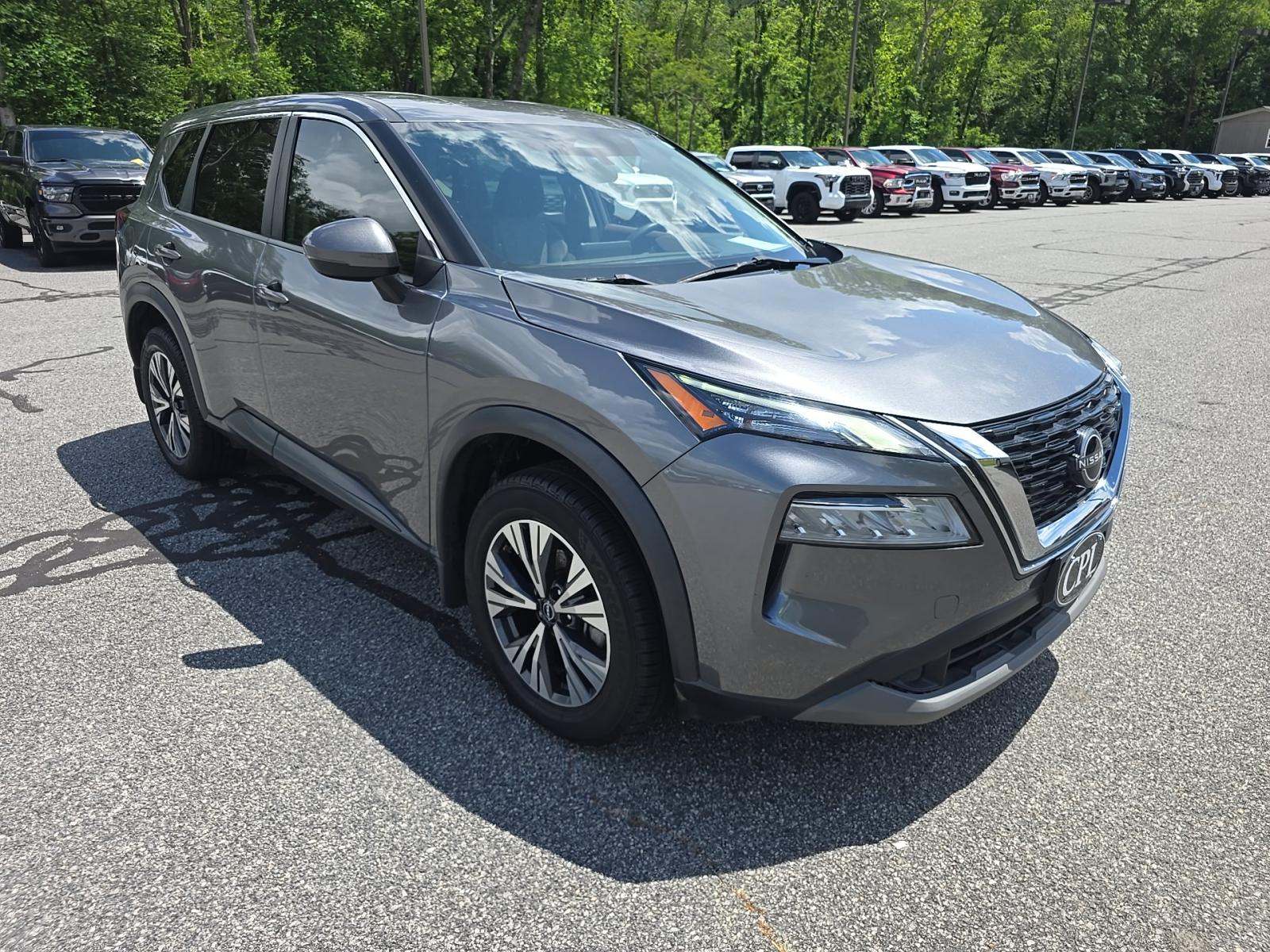 2022 Nissan Rogue SV FWD