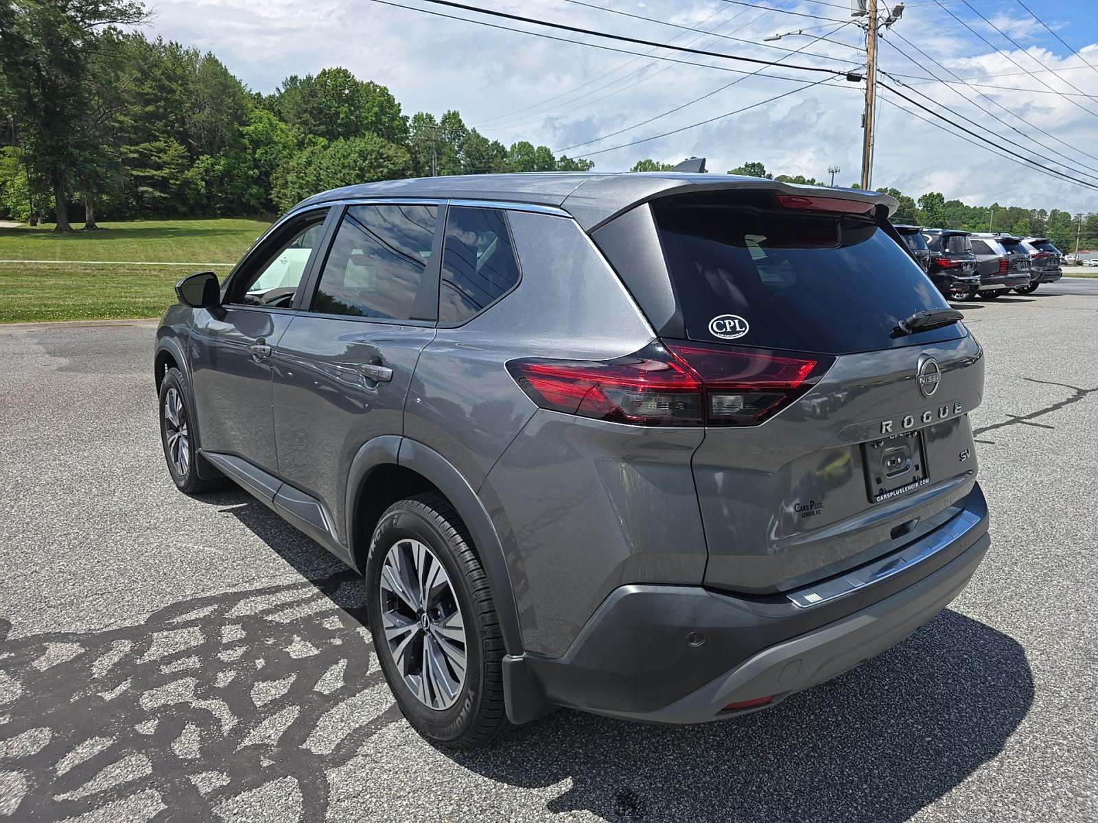 2022 Nissan Rogue SV FWD