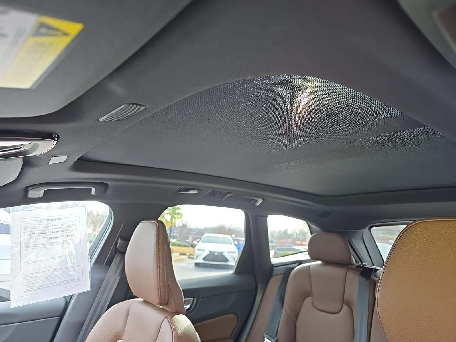 2024 Volvo XC60 B5 Plus AWD