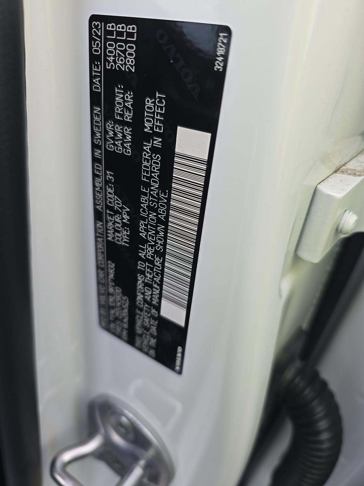 2024 Volvo XC60 B5 Plus AWD