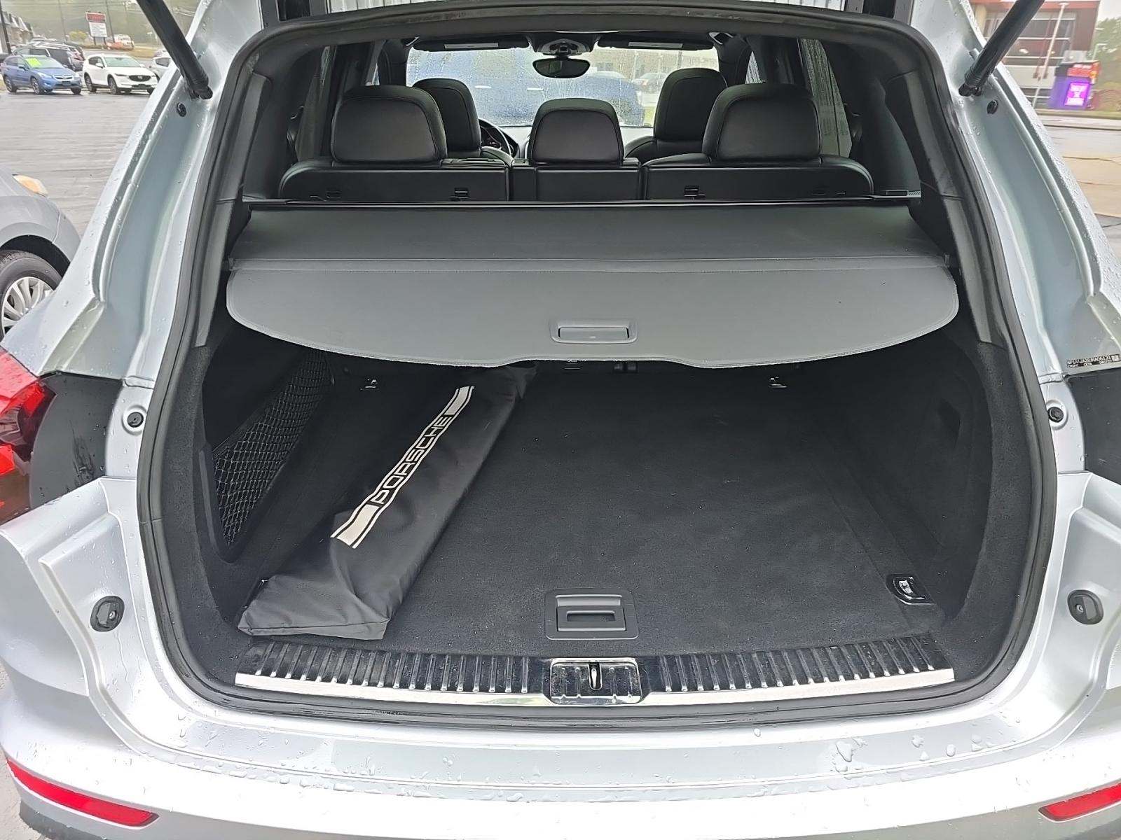 2018 Porsche Cayenne Platinum Edition AWD