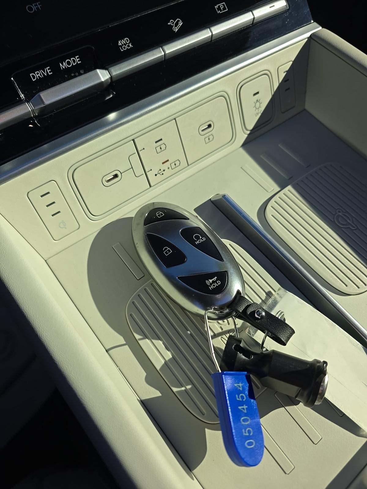 2025 Hyundai Santa Fe Hybrid Calligraphy AWD