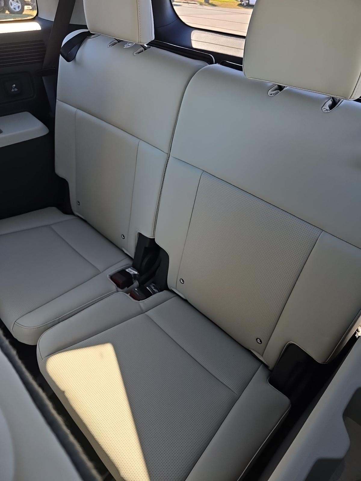 2025 Hyundai Santa Fe Hybrid Calligraphy AWD