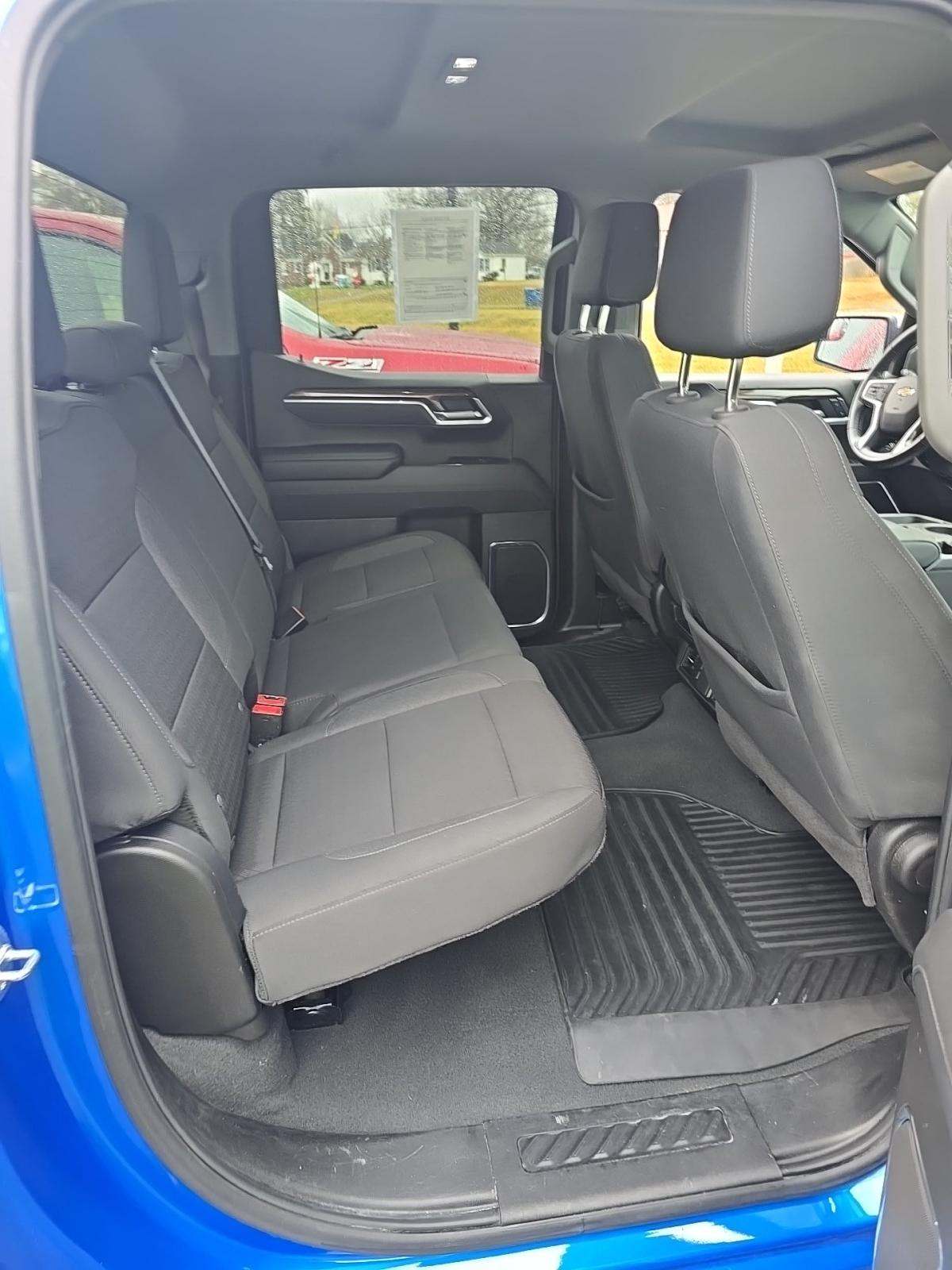 2025 Chevrolet Silverado 1500 LT AWD