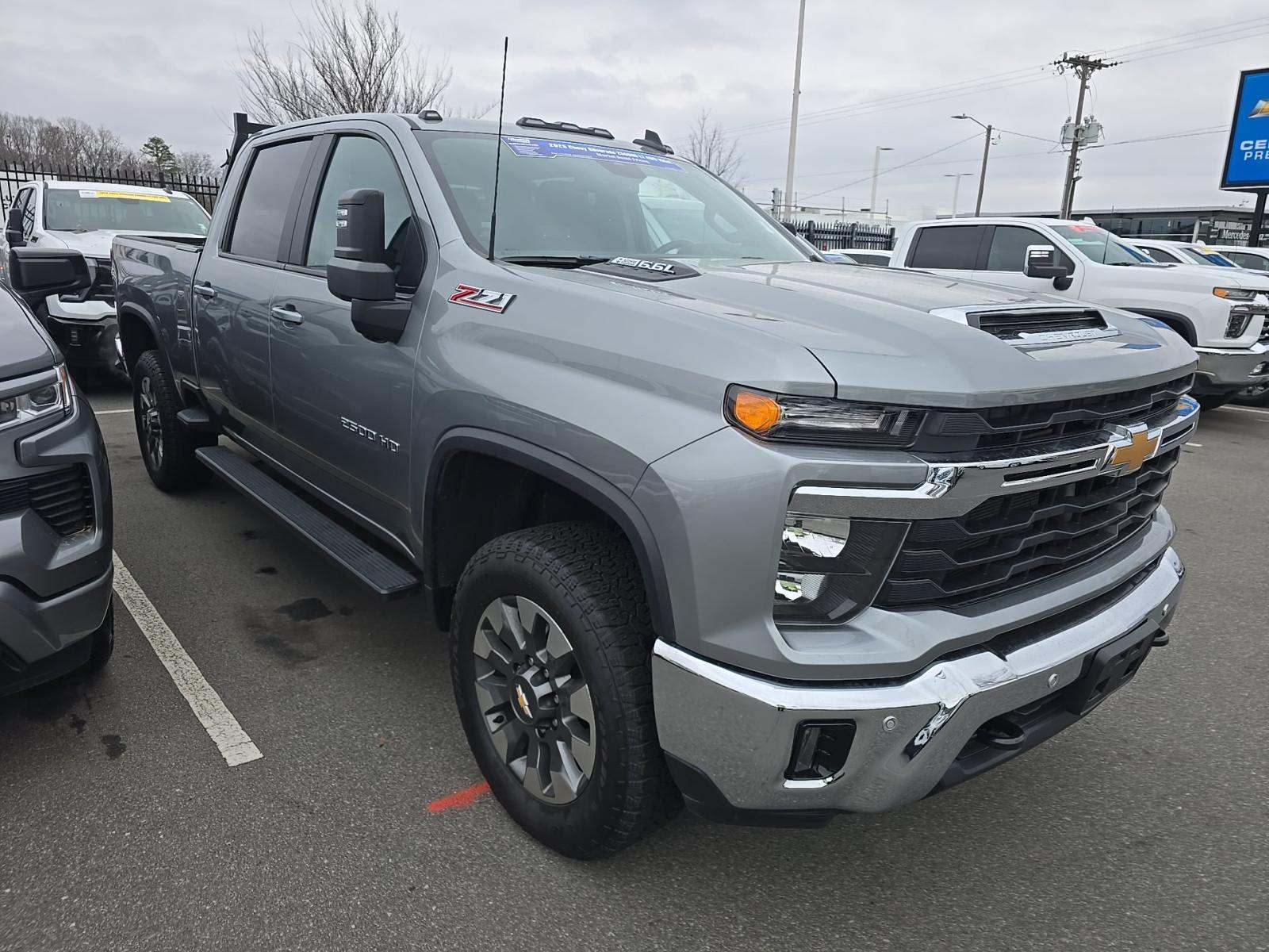 2025 Chevrolet Silverado 2500HD LT AWD