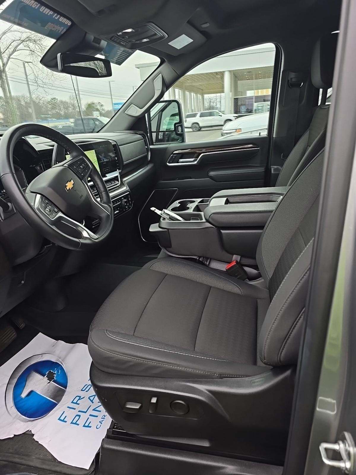 2025 Chevrolet Silverado 2500HD LT AWD