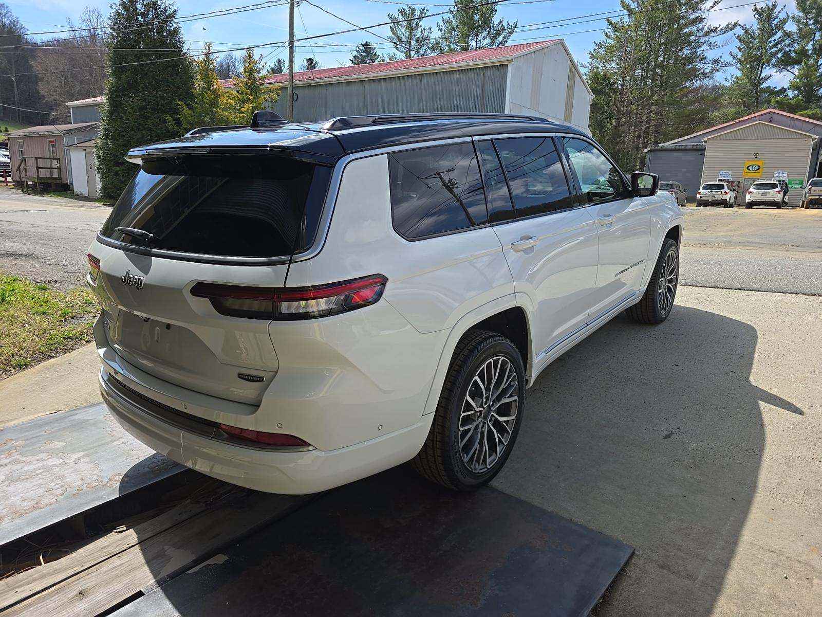 JEEP GRAND CHEROKEE - 3