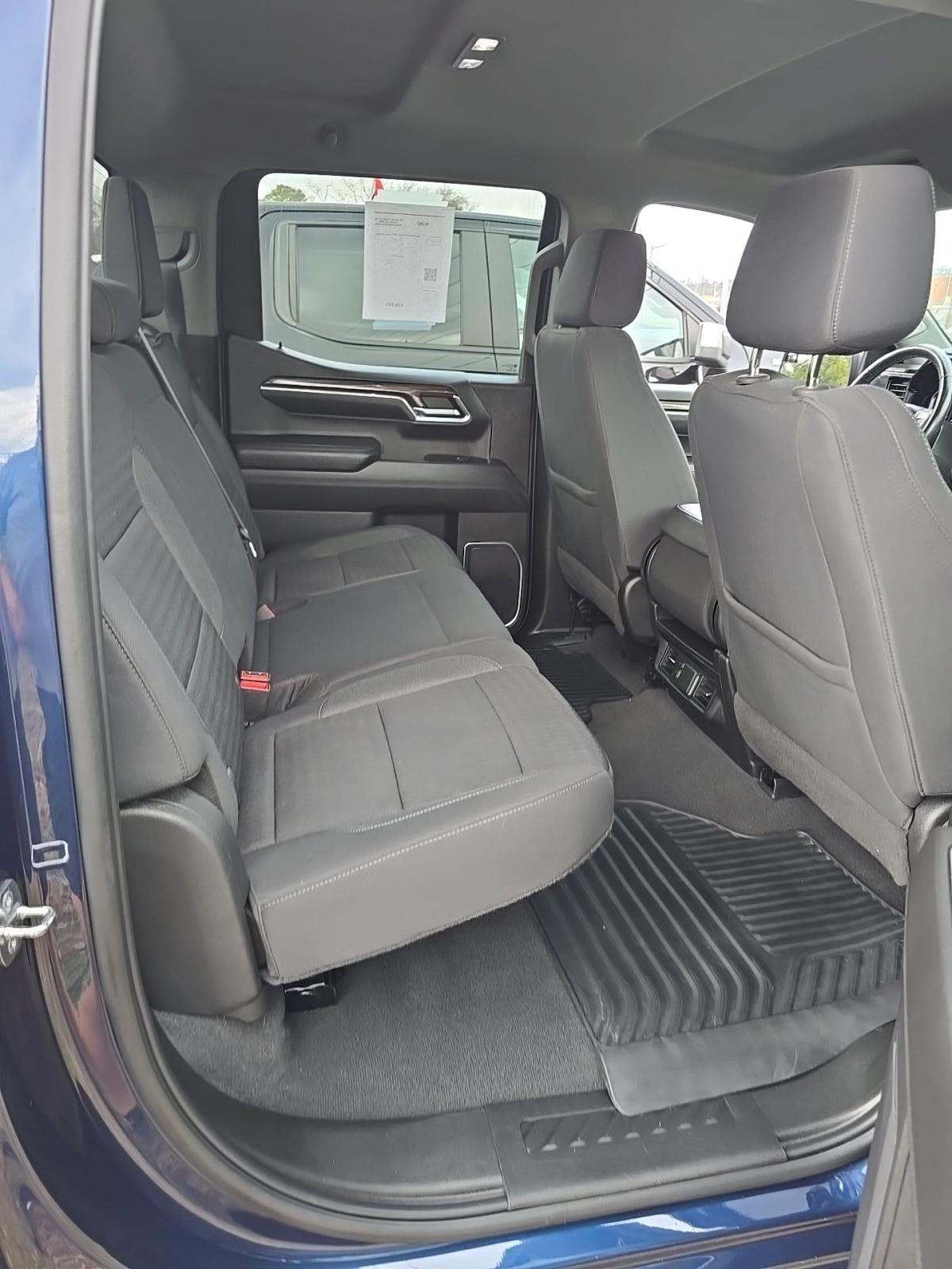 2022 Chevrolet Silverado 1500 LT AWD